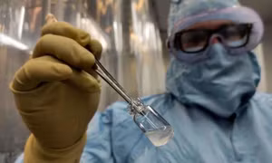 'Điểm danh' 4 loại vaccine COVID-19 của Cuba