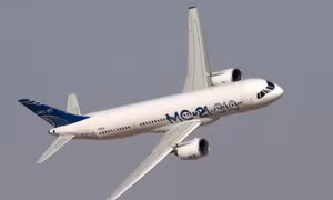 Airbus và Boeing đối mặt với cạnh tranh gay gắt từ máy bay Nga, Trung Quốc