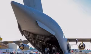 Cận cảnh máy bay 'ngựa thồ' C-17 của quân đội Mỹ