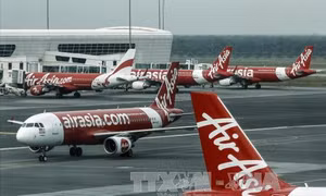 Máy bay AirAsia hạ cánh khẩn cấp xuống Australia