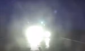 Lõi trung tâm tên lửa của SpaceX nổ dữ dội khi hạ cánh