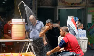 Người dân Iraq thống khổ vì mất điện trong cái nóng hơn 50 độ C