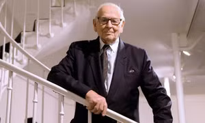 Biểu tượng thời trang Pháp Pierre Cardin qua đời