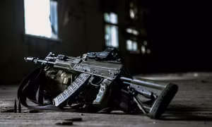 Nga giận dữ khi Mỹ dự định sản xuất AK-47