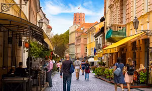 Latvia trục xuất công dân Nga không xin được giấy phép cư trú mới​