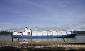 Nguy cơ biến đổi khí hậu gây tê liệt kênh đào Panama