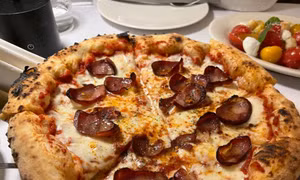 Thanh niên Ba Lan đặt 300 chiếc pizza để chơi khăm đối mặt án tù 8 năm