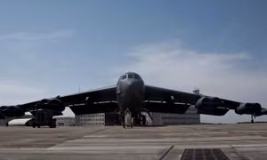 'Pháo đài bay' B-52 hoàn thiện thử nghiệm tên lửa siêu thanh 