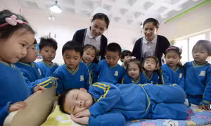 Trung Quốc tăng cường chăm sóc sức khỏe giấc ngủ