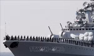 Quân đội Anh theo dõi sát sao tàu Nga chở đạn dược rời Syria