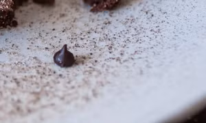 'Tuyết cacao' rơi gần nhà máy kẹo Thụy Sĩ