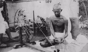 Mahatma Gandhi – Lãnh tụ tinh thần của nhân dân Ấn Độ