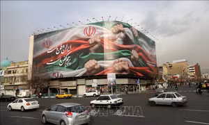 Nhấn mạnh những thời khắc lịch sử, Iran muốn gửi thông điệp gì tới Mỹ?