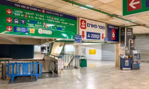 Tiểu thương ở Tel Aviv chật vật tồn tại giữa chiến tranh