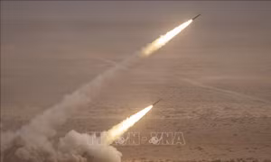 Ukraine thay đổi chiến thuật sử dụng hệ thống tên lửa HIMARS 