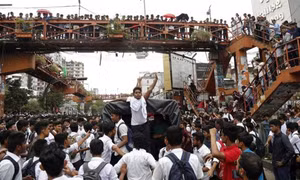 Vụ tai nạn làm 'tê liệt' thành phố 18 triệu dân