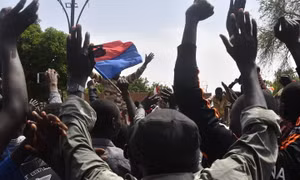 Nigeria đóng cửa biên giới trên bộ với Niger