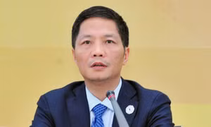 Vụ xe biển xanh vào đón người nhà tại sân bay: Bộ trưởng Bộ Công Thương xin lỗi