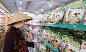 Cuộc vận động người Việt Nam ưu tiên dùng hàng Việt Nam - Bài 2: Hàng Việt trước yêu cầu chuyển đổi