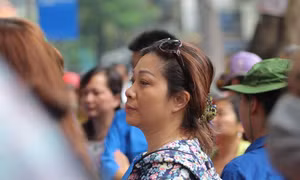 Nhiều cung bậc cảm xúc của phụ huynh chờ con thi THPT quốc gia 2019