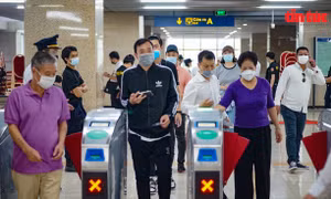 Metro Hà Nội bác bỏ tin đồn đóng cửa ga Cát Linh-Hà Đông nếu khách quá đông