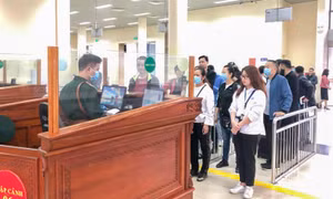 Tạm dừng hoạt động xuất nhập cảnh qua cửa khẩu Móng Cái (Việt Nam) – Đông Hưng (Trung Quốc)