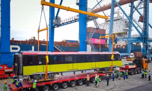 Những toa tàu đầu tiên của dự án đường sắt Nhổn - Ga Hà Nội về đến Việt Nam