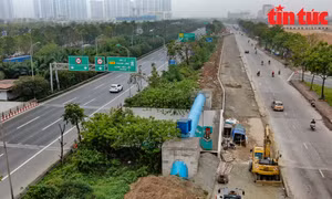 Hà Nội chi 163 tỷ đồng mở rộng đường gom trên đại lộ 'cứ mưa là ngập'