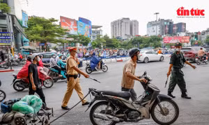 10 tổ công tác đặc biệt xử lý 194 trường hợp vi phạm giao thông trong một ngày