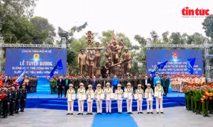 Hà Nội tuyên dương 10 gương mặt trẻ Công an Thủ đô tiêu biểu năm 2024