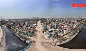 Ảnh 360: Dự án đường 500 tỷ xuất hiện hàng loạt nhà 'siêu mỏng, siêu méo'