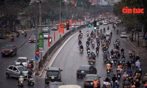 Giao thông Hà Nội ùn ứ nhẹ trong ngày cuối nghỉ Tết Quý Mão 2023