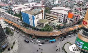 Hà Nội 'thúc tiến độ' cầu chữ C trong tháng 6/2023