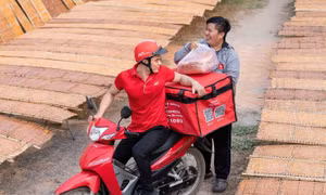 Hơn 1.000 nhà bán hàng tham gia ‘Học nhanh bán lẹ’ cùng J&T Express
