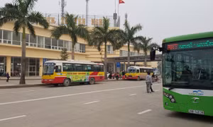Hội nghị An toàn giao thông 2021: Tăng phương tiện công cộng, giảm xe cá nhân