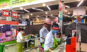Thần tốc truy vết người liên quan ca mắc COVID-19 đến Big C Thăng Long
