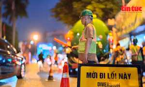 Hà Nội kịp thời hỗ trợ người dân Giang Văn Minh trong vụ phun trào bùn