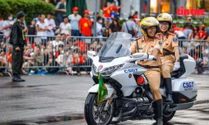 Công an Hà Nội tổng lực kiểm soát an ninh, giao thông sẵn sàng cho Đại lễ A80 