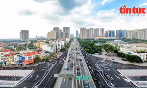 Ngắm nút giao 10 làn xe trước ngày thông hầm chui 700 tỷ đồng