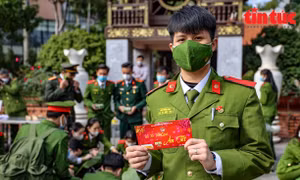 Chuyến xe mùa Xuân hỗ trợ sinh viên về quê ăn Tết