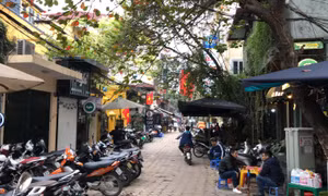 Quán nhậu ‘méo mặt’ bởi tác động kép