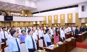 Bế mạc HĐND TP Hà Nội khóa XVI: Khẩn trương, nghiêm túc thực hiện cam kết trước cử tri
