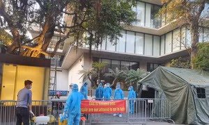Khoanh vùng khách sạn có người nước ngoài tử vong do nghi nhiễm COVID-19