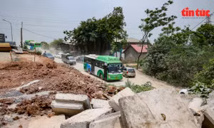 Nhà thầu thi công ẩu, mất an toàn giao thông trên tỉnh lộ 421