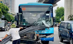 Hà Nội mở đợt kiểm tra xe thô sơ chở hàng cồng kềnh 