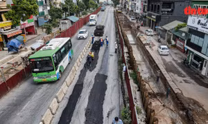 Hà Nội: Gấp rút vá đường Âu Cơ, đảm bảo an toàn giao thông
