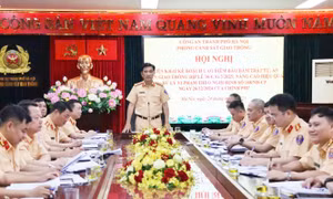 Hà Nội ra quân cao điểm bảo đảm an toàn giao thông dịp Lễ 30/4 - 1/5/2025
