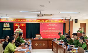 Hà Nội chấn chỉnh tình trạng pháo lậu núp bóng pháo hoa