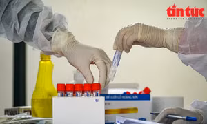 Hà Nội đề xuất mua 15 triệu liều vaccine tiêm cho người dân trên 18 tuổi