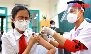 Hà Nội: Kiểm tra đột xuất điểm tiêm vaccine ngừa COVID-19 cho trẻ em